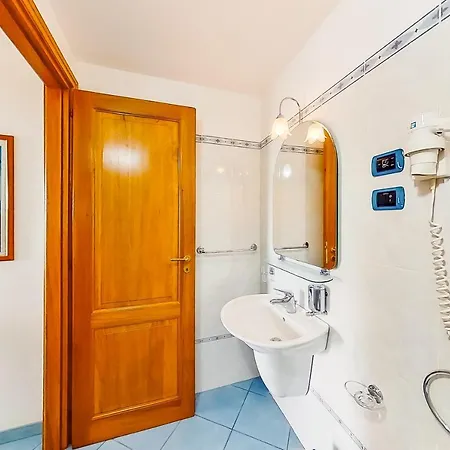 Villa Artemis Suites * 利帕里