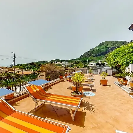 Villa Artemis Suites 公寓 利帕里